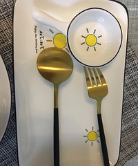 用上太阳花餐具了,感谢管管精心挑选的奖品