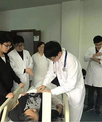 哈佛大学医学院临床研究录取的第一个中国研究生,他来自重外!