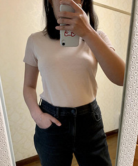 逛街买到了超好看的裙子和衣服,半裙特别显瘦哦!