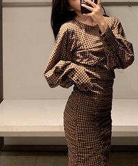 �ֲ���ZARA���ȹ�ӣ�ȴ���Ǻ���ԥ