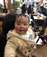 在麻麻眼中,每个成长瞬间都值得珍藏,就算是黑照!