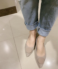 团购的单鞋太靠谱了吧,随便一搭都这么好看