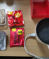 我在办公室的小面摊开张了