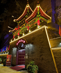 ��Ϊ�Ǹ�����꣬������˻���ǣ����ж�ͯӰԺ