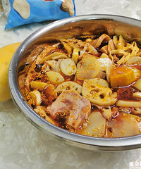 团购的乐山钵钵鸡调料,配上午餐肉味道一绝