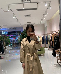 周末看了歌莉娅一件外套加长裙,加起来近7千块!什么鬼?这么贵