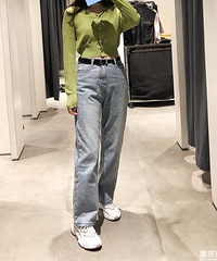 UR这两件衣服,我买吗?