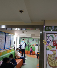 喜普大奔终于打到疫苗了,经历抢号打疫苗,二娃妈已精疲力尽