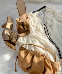 成功的网购单品!买到超难买的云朵包,实物真美