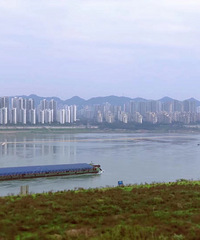 �����������ĵ�һ�죬����ȥ���𳵴��ִ�