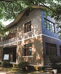 ���빫԰�����ڰ�ɽ���ؾ�