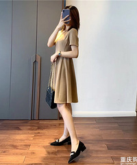 显瘦的连衣裙、西裤开团,这家店回购过几次