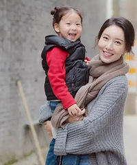 ӡ֪Сﵽ໶ˮĸʺ磬¶׵ú