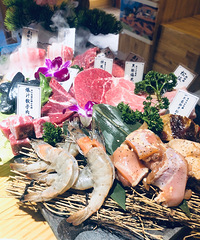 ��ҿ�����ֵζ�������ߣ����˸�ƴ��һ���ԳԵ�ʮ���ָ¸�