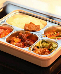 巴蜀常春藤学校的豪华学生餐