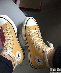 请问买过匡威1970s的姐妹们,觉得它磨脚吗?