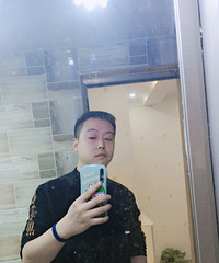 82年176CM的婚礼主持哥子征婚,性格幽默、爱看电影