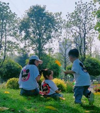 穿上亲子装,带着超萌小姐弟,去主城这个免费的公园看花