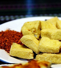 之前圈粉无数的包浆豆腐,谈到低价来开团了,吃货们速达