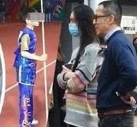 从私生女、影后,到三个孩子的妈妈,折腾一圈梁洛施才32岁