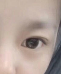 眉毛淡是一种怎样的体验?有人说没画眉的时候,眼睛以上都是额头