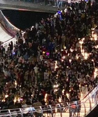 成都新晋wanghong桥人山人海