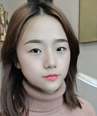 ���ŵć�ü��ɫ�������Գƣ���������ü�κÿ�����ɫ����Ȼ