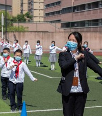 ����ѧУ��ѧֱ������ʦ�Ͽβ����½�̨������Է��μ䲻�ܳ�����