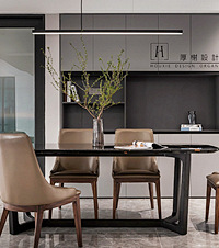 ������Դ����135ƽ�ִ���Լ������ڰ׻ң���Զ����ʱ