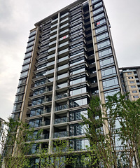 �����ź�Ҽ�Ŵ�ƽ��ӷ������Ӻܴ󣬹�����΢���˵㣬��Ҿ�����