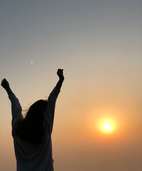 ��һ������������ƹ�ɽ��¶Ӫ�ճ����䳬����