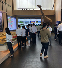 重庆楼市到底凉没得?看五一售房部人气,人多得我一分钟不想多待