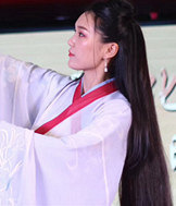 95年162CM妹子征婚,从事销售工作