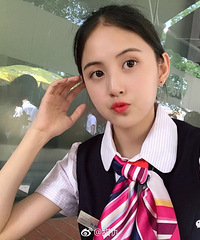 王思聪新女友是雪梨介绍的?旧照曝光,跟现在差别大不大