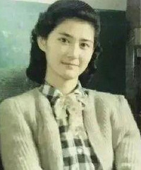妈妈年轻时有多好看?吹爆这颜值