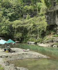2个多小时就到的免费露营烧烤地,水质清凉风景好,还没人