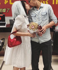 今年夏天就买三件衣服,挑战搭配个十几套,打折买的鞋子很划算