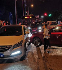 ھһŮӼݳ׷ʱٱײʱײ