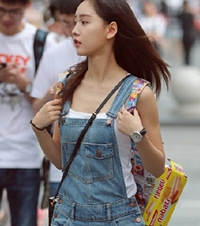 ������ֽ��ģ�����һ�����ģ�����Ů����������