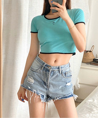 夏天穿露腰短上衣/吊带,家里人都是什么态度?