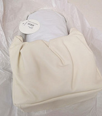 Staud�ƶ����������ϸ�����֣�Ƥ�ʳ�������ʵ�õ�С�ڰ�