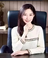 来八一八苏宁少东家张康阳的感情绯闻,以及他和恒大二公子的事情