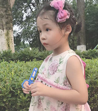 夏天可以穿好多漂亮的裙子,美少女战士是我的最爱