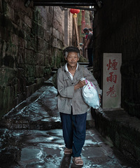 ���»��Ǵӹ����ſڵ���ɫ����˵�𡭡�