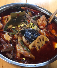 һ�ھ��޵��ǽ�С��������˶�ʮ�������е�����