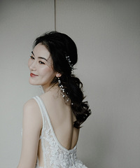 我们选择办晚宴是因为想要一场小趴体似的婚礼