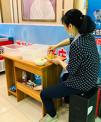 江苏炒货变雪糕批发,揭秘全重庆同个套路的“江苏炒货”如何生存