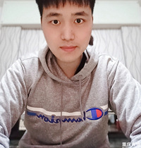 �˶�Ʒ�ƴ���ۣ������ۺ�Ь��100�ࡢ�·���ʮ���ھ�Ҳ������