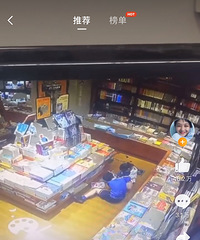10岁男孩骗5岁女孩舔下体,脱女孩内裤去摸,男方家长说是自愿