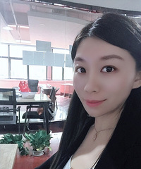 79��160CM�и�Ů���ĵ����������飬�ڽ�������ѵѧУ�ϰ�